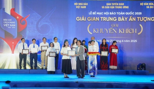 Tạp chí Sức khỏe+ đạt giải Khuyến khích Gian trưng bày ấn tượng 