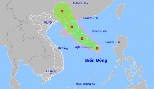 Áp thấp nhiệt đới xuất hiện trên Biển Đông