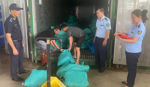 Bộ Công Thương: Xử lý hơn 3.100 vụ vi phạm trong tháng cao điểm
