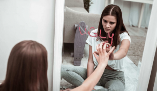 Rối loạn lo âu về ngoại hình là gì và ảnh hưởng thế nào tới sức khoẻ?