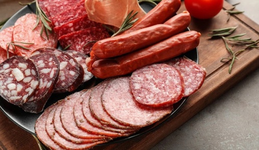 Hai thực phẩm người bị cholesterol cao nên tránh vào bữa sáng 