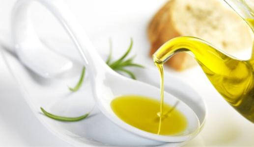 Trào lưu uống dầu olive khi đói bụng có thực sự hiệu quả?