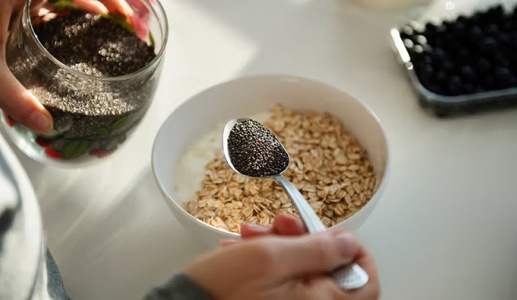Các loại hạt hỗ trợ chị em điều hòa nội tiết