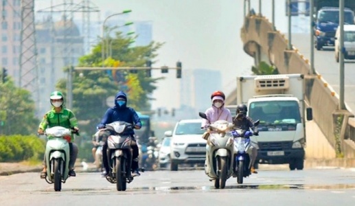 Bắc Bộ tiếp diễn nắng nóng, vài nơi có mưa