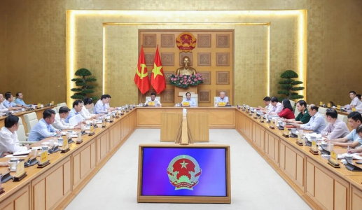 Chuyển từ thụ động khám chữa bệnh sang bảo vệ sức khỏe nhân dân khi chưa có bệnh