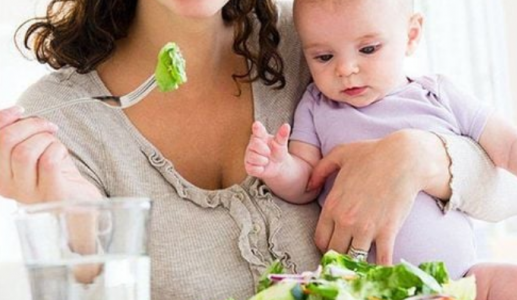 Mẹ nên và không nên ăn gì trong thời gian cho con bú?