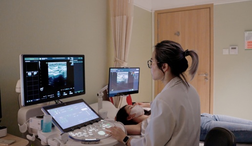 Tiến bộ mới trong chẩn đoán, điều trị và quản lý ung thư vú