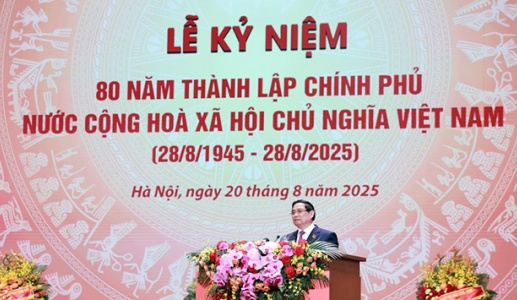 Chính phủ: 80 năm vì nước vì dân