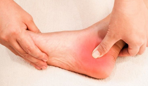 Những dấu hiệu bất thường ở chân không nên bỏ qua