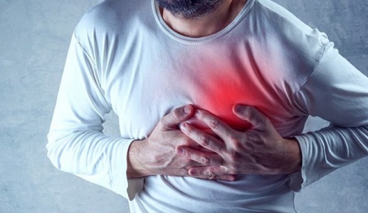 4 dấu hiệu cảnh báo tim bạn cần được kiểm tra