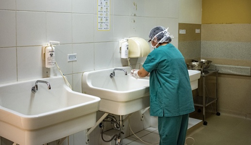 Nhiều quốc gia thiếu hụt dịch vụ y tế thiết yếu 