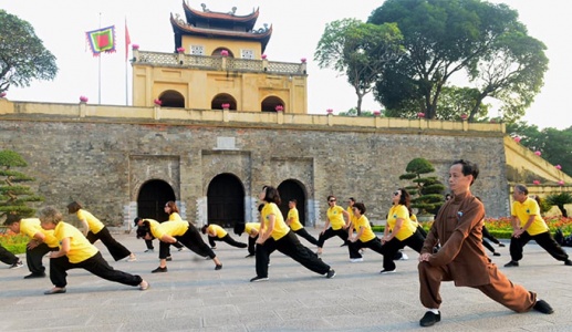 Câu lạc bộ võ cổ truyền thu hút người cao tuổi ở Hà Nội