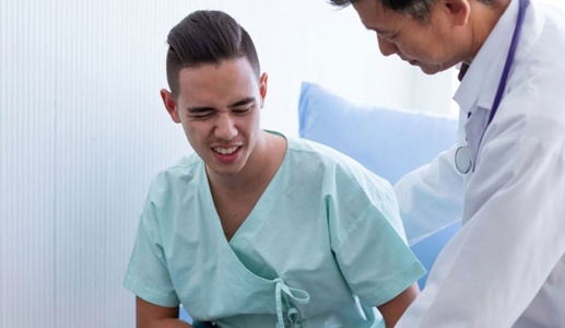 Ngày càng nhiều người trẻ mắc ung thư đại tràng, làm sao để phòng ngừa?