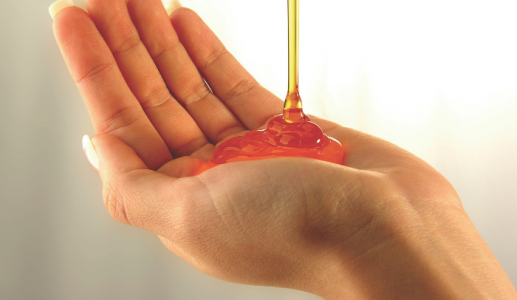 Thu hồi dầu gội phủ bạc Natural Black Hair Colorant