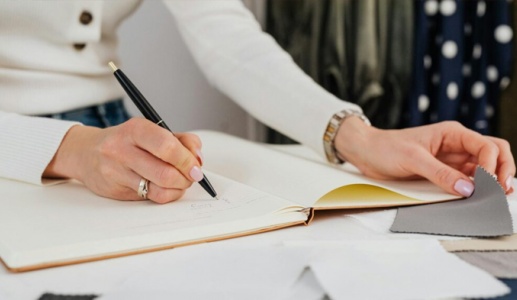 Run không rõ nguyên nhân: Tại sao bạn lại bị run tay?