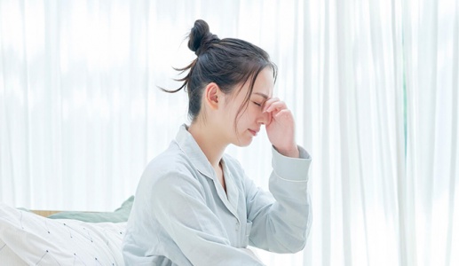 Mẹo chăm sóc mắt về đêm cho người bệnh tuyến giáp