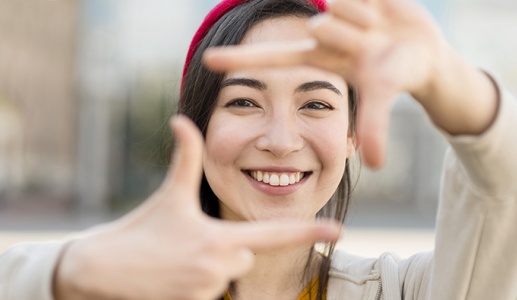 Tử vi thứ Sáu (21/11/2025): Song Tử sẽ trở nên khá thu hút 