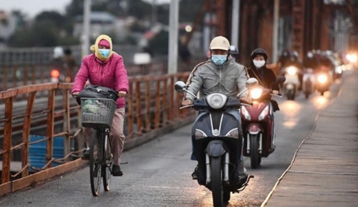 Bắc Bộ trời rét, Trung Bộ mưa lớn nhiều nơi