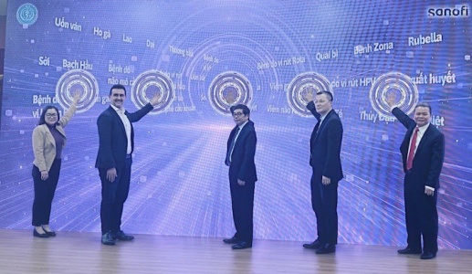  Bộ Y tế lan tỏa mạnh mẽ tư duy phòng bệnh từ sớm bằng tiêm chủng