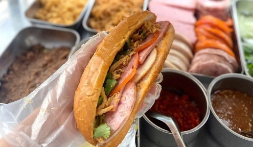 Bộ Y tế: Truy xuất nguồn gốc vụ ngộ độc nghi do ăn bánh mì ở Quảng Ngãi