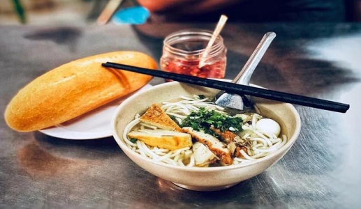 Thời điểm ăn sáng an toàn cho người mỡ máu cao