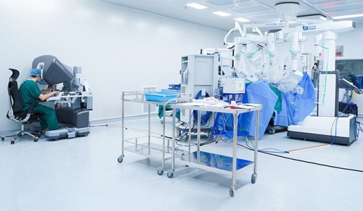 Nâng cao hiệu quả điều trị ung thư tuyến tiền liệt bằng robot