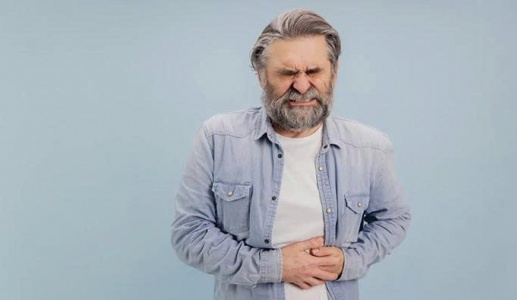 Bị tiêu chảy dai dẳng dù đã uống thuốc, tôi phải làm sao?