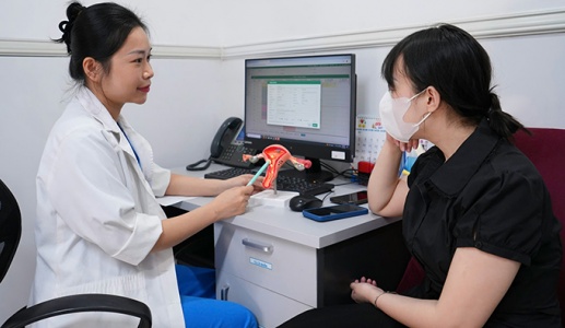 U xơ tử cung sau mãn kinh có tự teo nhỏ không?