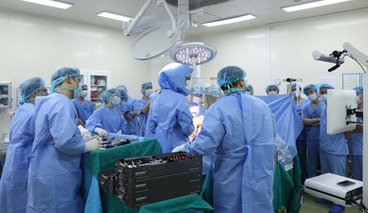 Cột mốc mới nâng tầm phẫu thuật thay khớp tại Việt Nam