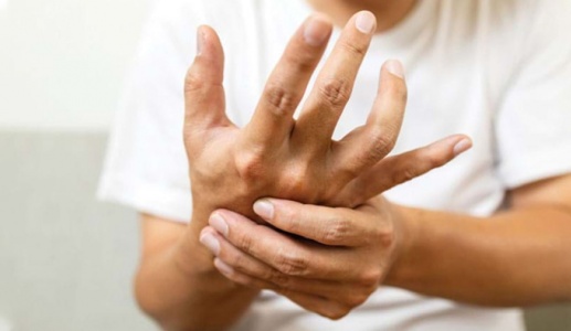 Bệnh Parkinson: Không dùng thuốc Tây mà chỉ dùng TPBVSK Vương Lão Kiện được không?