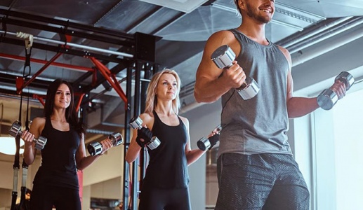 Hoạt động thể chất giúp giảm căng thẳng ở tuổi trung niên