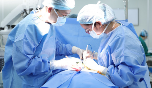 Can thiệp phẫu thuật bướu cường giáp sau 10 năm