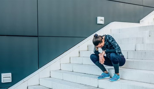 Tại sao bạn bị hụt hơi, tim đập nhanh khi leo cầu thang?