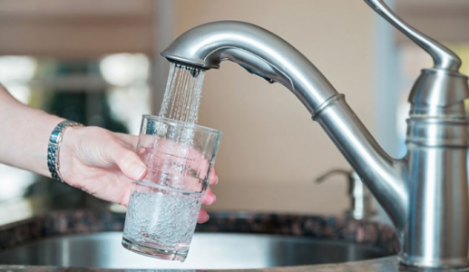 Muối trong nước máy có thể gây tăng huyết áp?