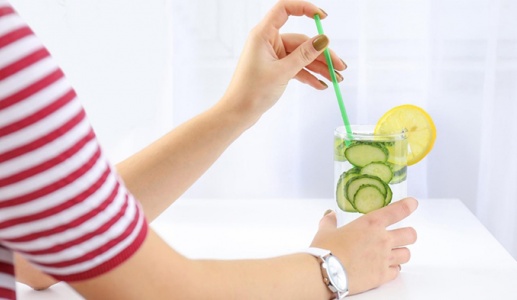 Người bệnh đái tháo đường nên uống gì để kiểm soát bệnh?