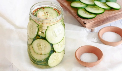  Infographic: Dưa chuột - món ăn giải ngán đơn giản mà “có võ”