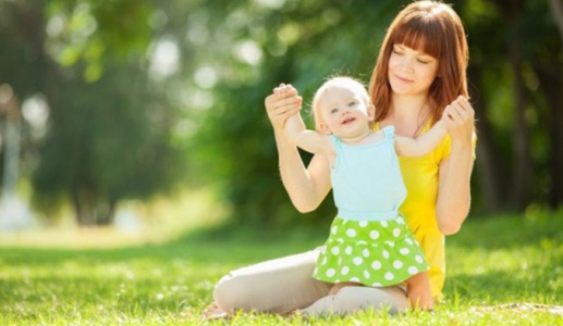 Tắm nắng cho trẻ sơ sinh lúc mấy giờ là tốt và an toàn?