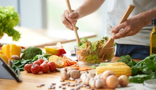 Nghiên cứu chỉ ra 5 chế độ ăn giúp sống thọ hơn