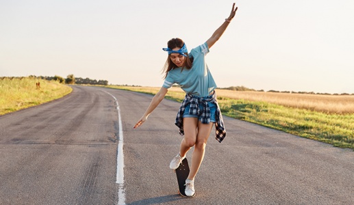 Tử vi thứ Sáu (27/2/2026): Song Tử quyết tâm làm mọi việc theo cách của riêng mình