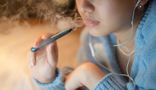 WHO: Trẻ em gái 13-15 tuổi ở Châu Âu có tỷ lệ hút thuốc nhiều nhất thế giới