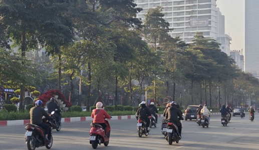 Bắc Bộ ít mưa, trời hửng nắng trưa chiều