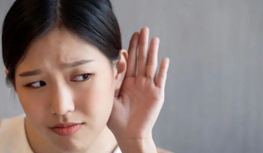 Nhận biết sớm dấu hiệu nghe kém 