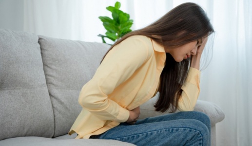 Đau bụng kinh dữ dội cảnh báo bệnh gì?