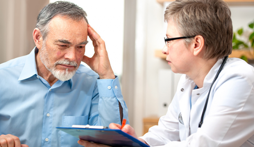 Thoái hóa chất trắng nên chú ý gì trong điều trị?