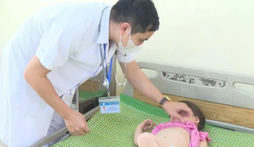 Số ca mắc tay chân miệng gia tăng, phòng bệnh thế nào?