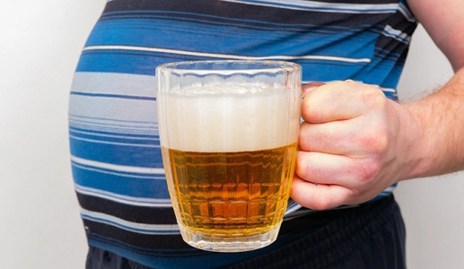 Muốn giảm mỡ nội tạng cần tránh xa rượu bia