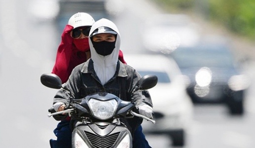 Thời tiết ba miền khô nóng, nắng gắt nhất ở miền Trung