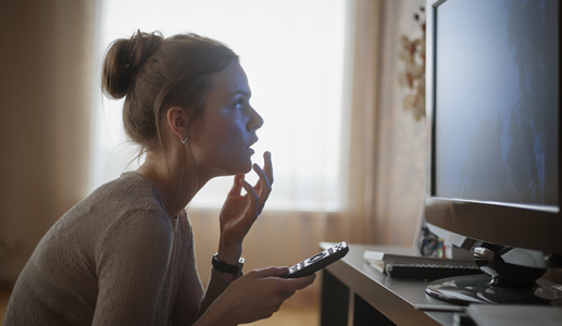 7 điều nên tránh sau 19h để bảo vệ sức khỏe tim mạch