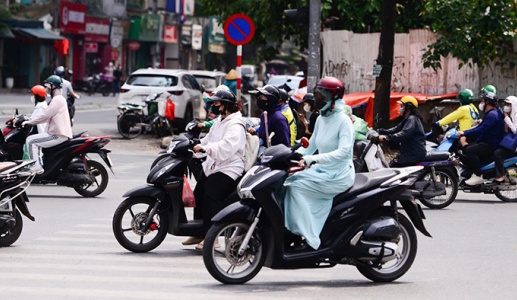 Nắng nóng chưa có dấu hiệu hạ nhiệt, có nơi trên 40 độ