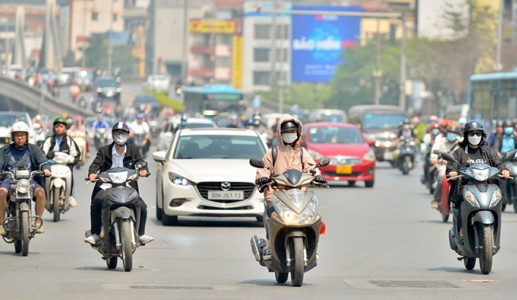 Nắng nóng bao trùm từ Bắc vào Nam, có nơi trên 38 độ